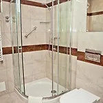 Sokolowska Airport Modlin Hotel 3*