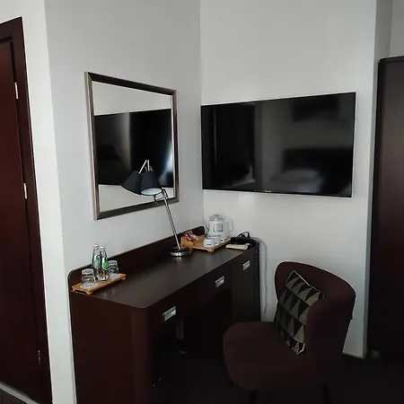 Sokolowska Airport Modlin Hotel Nowy Dwor Mazowiecki