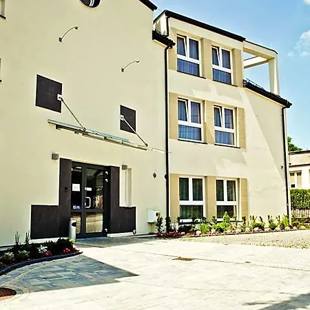 Sokolowska Airport Modlin Hotell