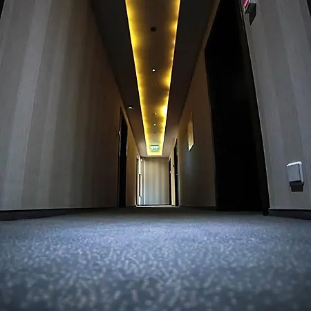 Sokolowska Airport Modlin Hotell Nowy Dwór Mazowiecki