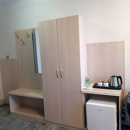 莫德林机场索克沃弗斯卡酒店 Nowy Dwór Mazowiecki