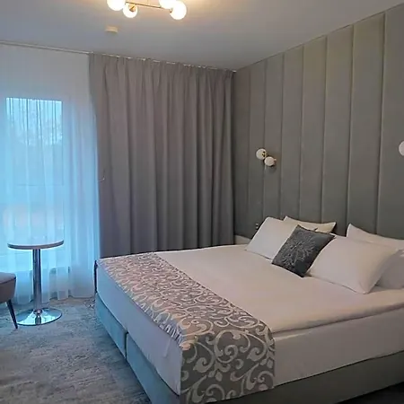 莫德林机场索克沃弗斯卡酒店 3* Nowy Dwór Mazowiecki