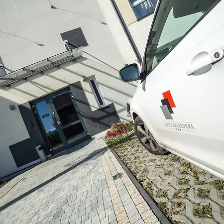 Hotel Sokolowska Airport Modlin