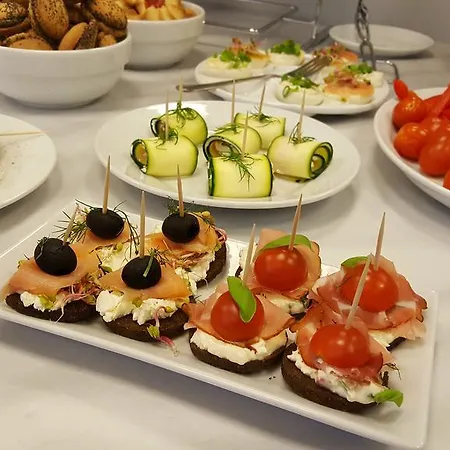 Sokolowska Airport Modlin Otel 3*