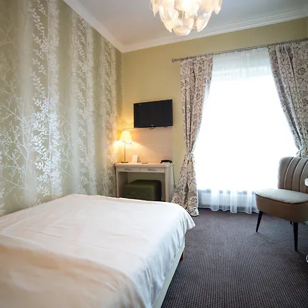 Hotel Sokolowska Airport Modlin