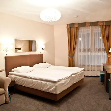 Sokolowska Airport Modlin 3*